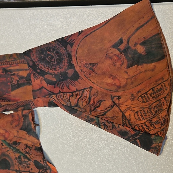 Chiffon Aztec Bell Sleeve Top - Picture 7 of 14